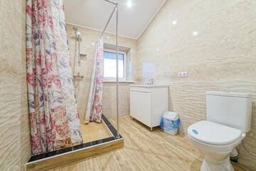 Фото номера Дом с 4 спальнями Дома для отпуска Новый коттедж с баней и беседкой возле Минска г. Острошицкий городок 59