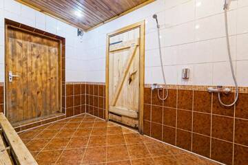 Фото номера Дом с 4 спальнями Дома для отпуска Новый коттедж с баней и беседкой возле Минска г. Острошицкий городок 20